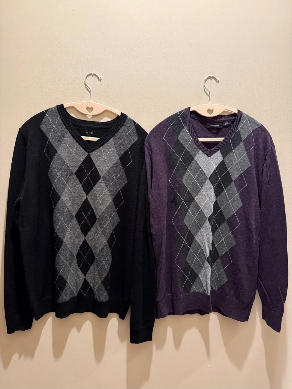 Pair of Apt. 9 and Claiborne men’s argyle sweaters size medium black, purple